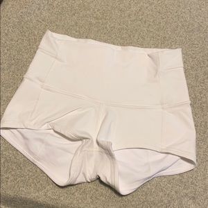 White lulu high waisted super short shorts